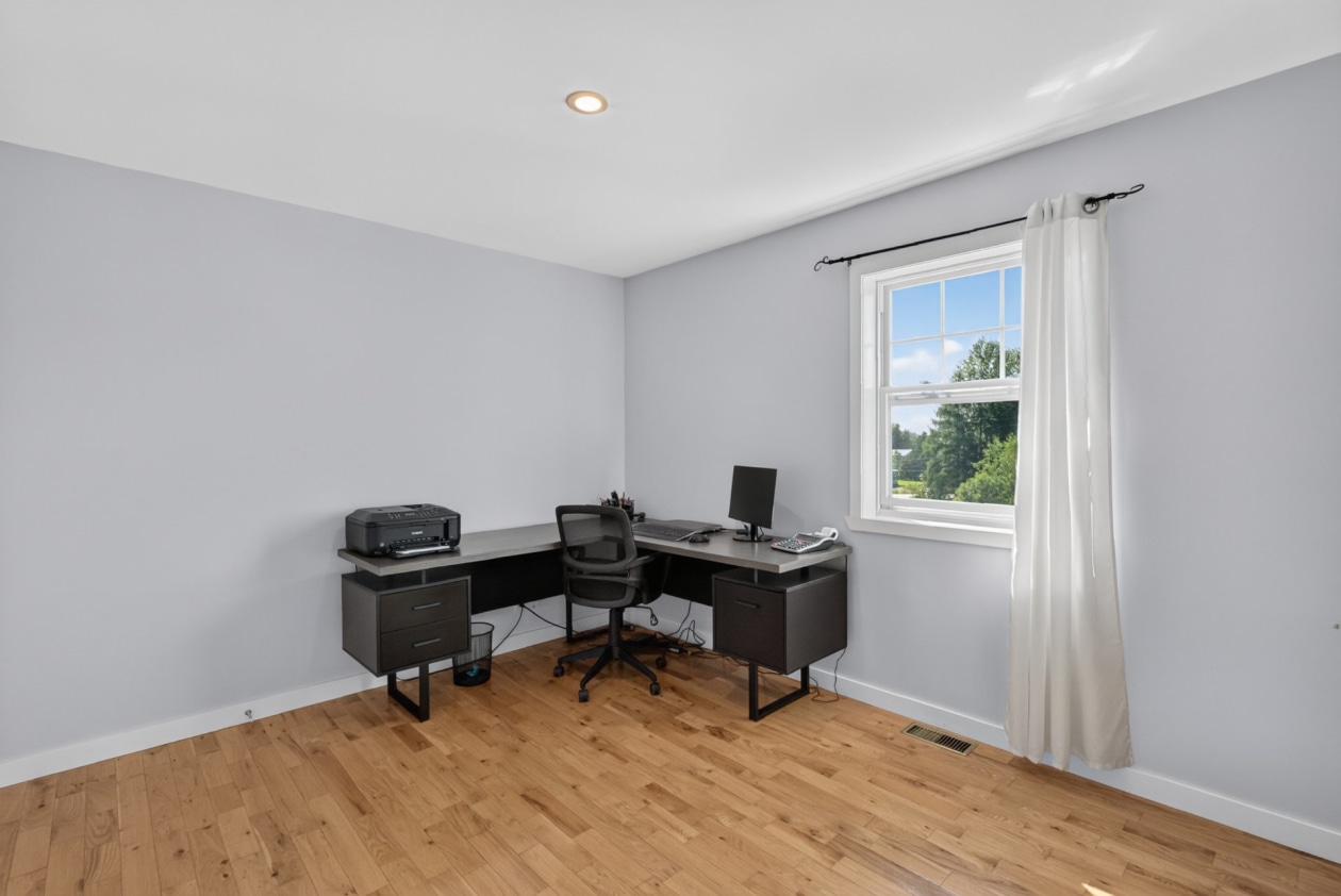 Chambre à coucher — 70, Rue Principale O., Notre-Dame-des-Bois, J0B2E0, Notre-Dame-des-Bois
