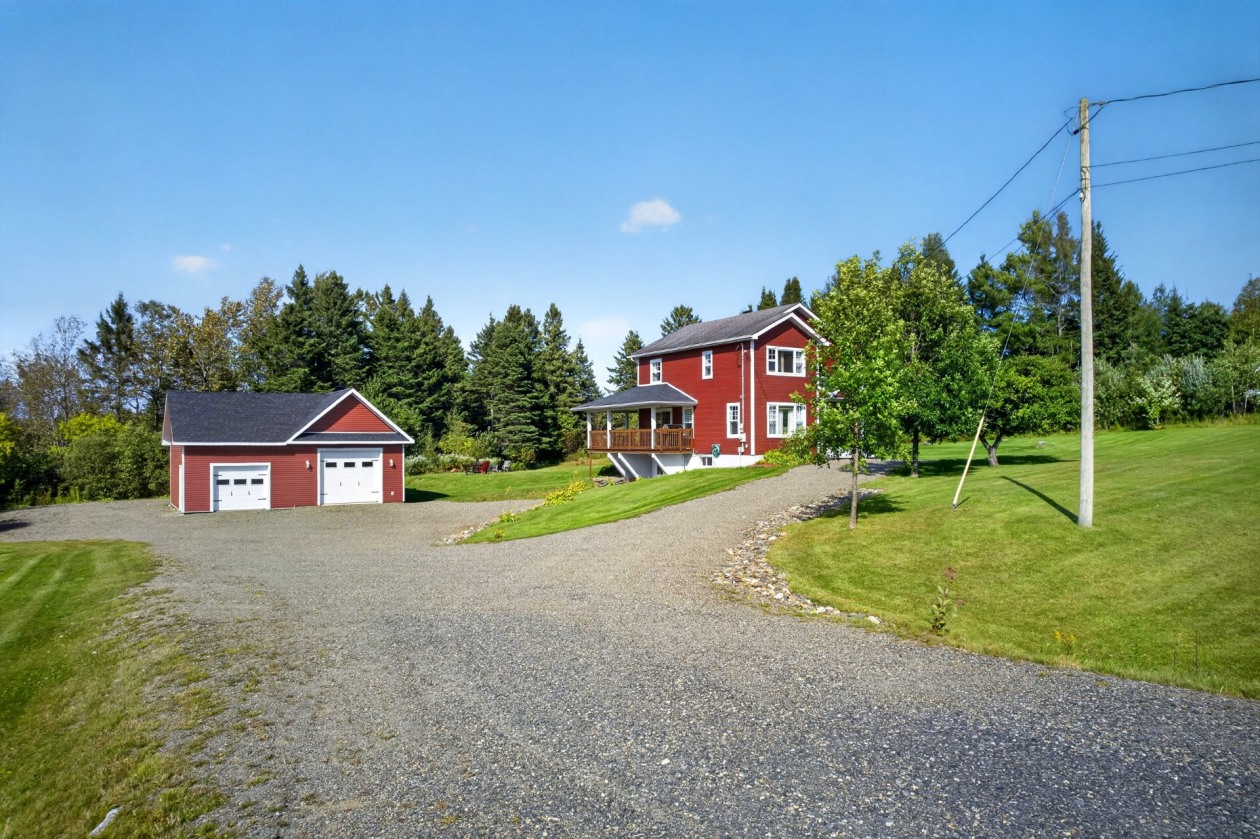 Façade — 70, Rue Principale O., Notre-Dame-des-Bois, J0B2E0, Notre-Dame-des-Bois
