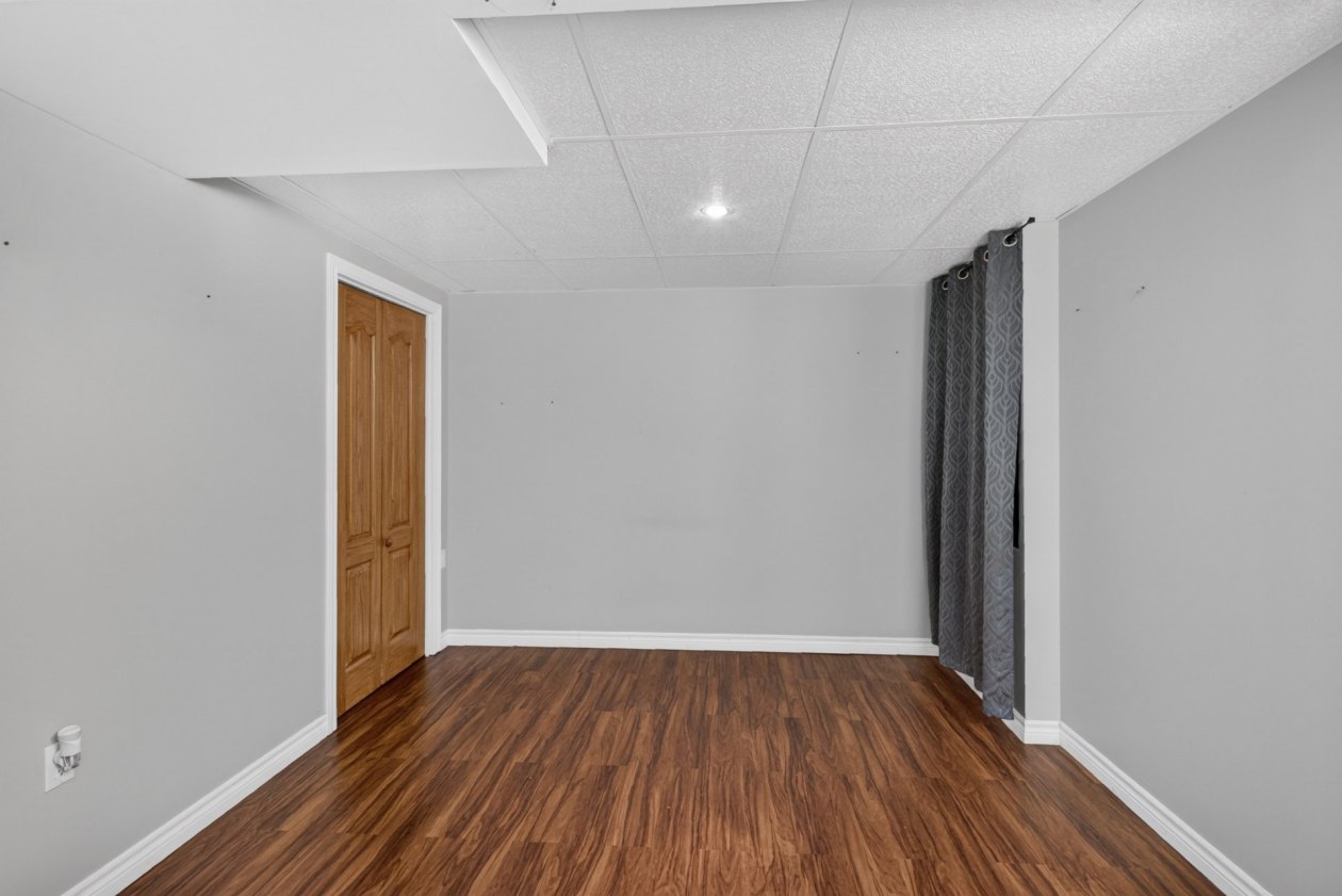 Chambre à coucher — 70, Rue Principale O., Notre-Dame-des-Bois, J0B2E0, Notre-Dame-des-Bois