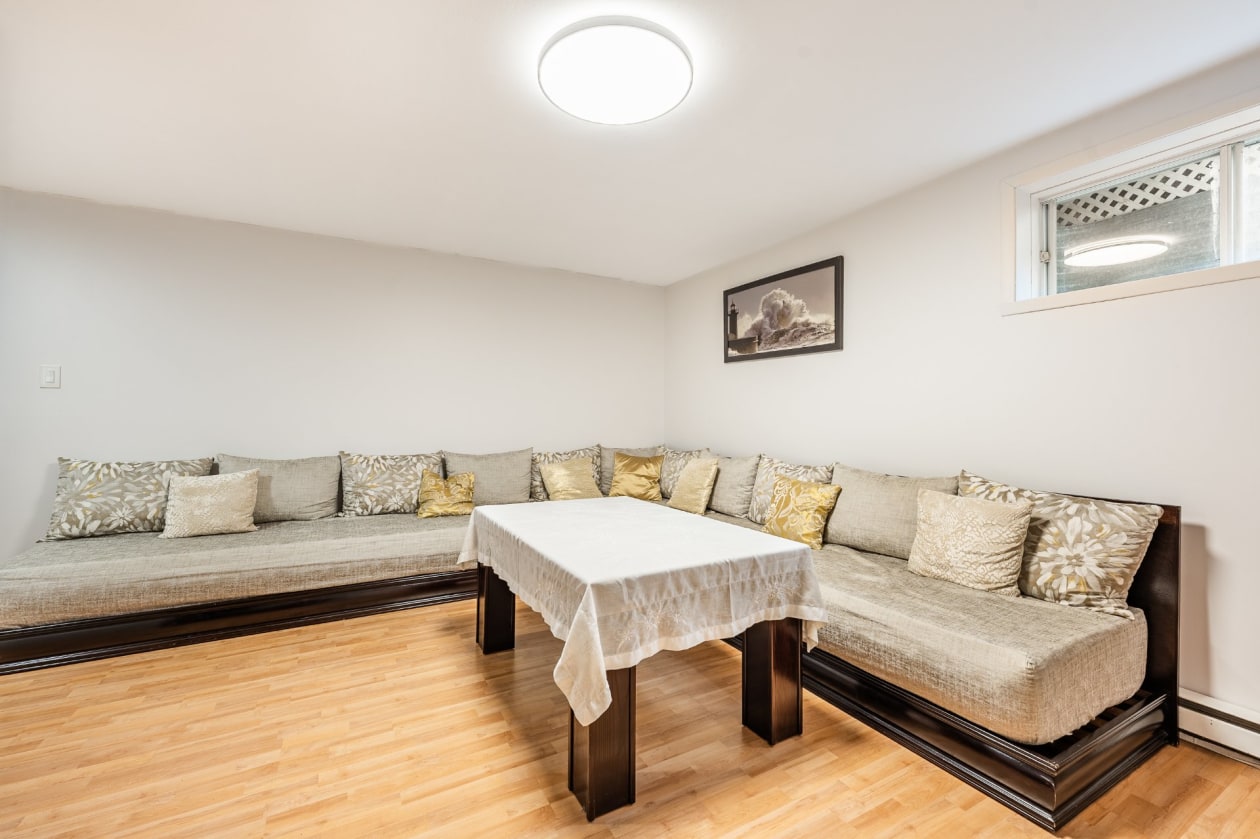 Salle familiale — 1021, Rue Provençal, Saint-Jean-sur-Richelieu, J3B8P6, Saint-Jean-sur-Richelieu