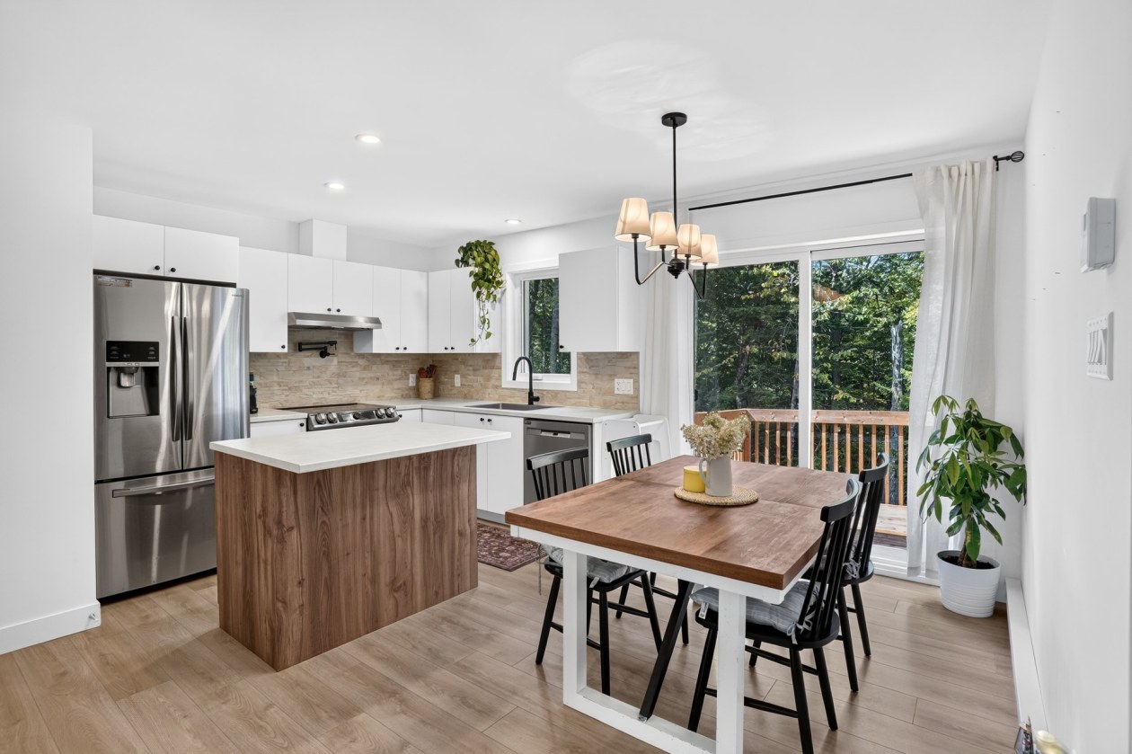 Overview — 878, Rue des Tournesols, Saint-Hippolyte, J8A0N5, Saint-Hippolyte