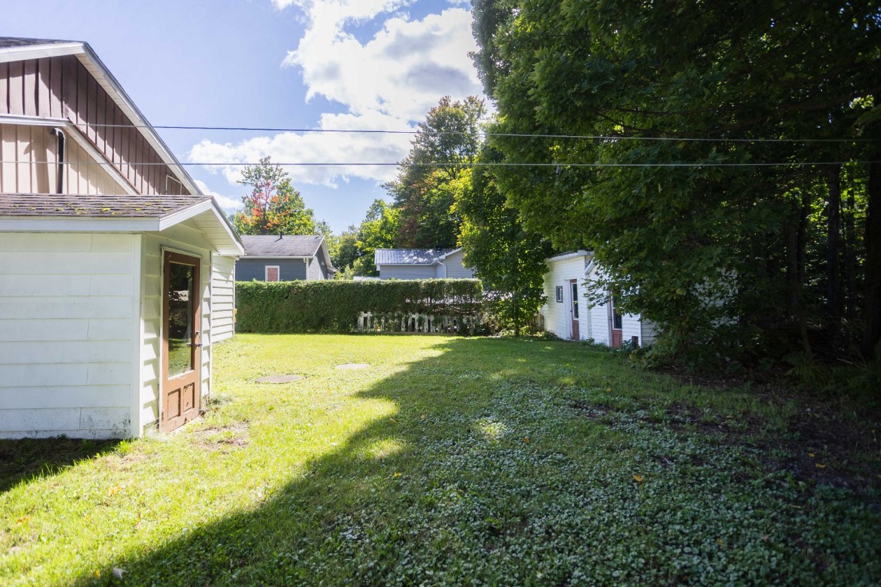 Yard — 311, Rue des Hérons, Notre-Dame-du-Mont-Carmel, G0X3J0, Notre-Dame-du-Mont-Carmel