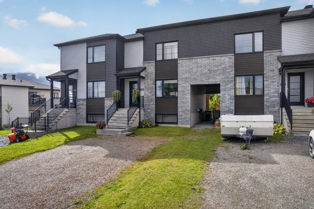 Façade — 724 Rue Mack-Sennett, Sherbrooke