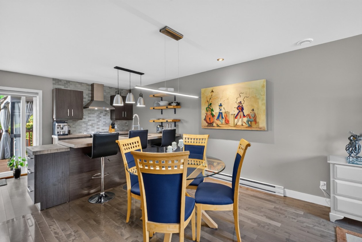 Salle à manger — 724 Rue Mack-Sennett, Sherbrooke