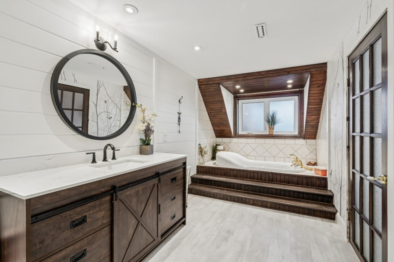 Salle de bains — 1245, Rue Sherbrooke, Montréal (Lachine), H8S1J3, Montréal (Lachine)