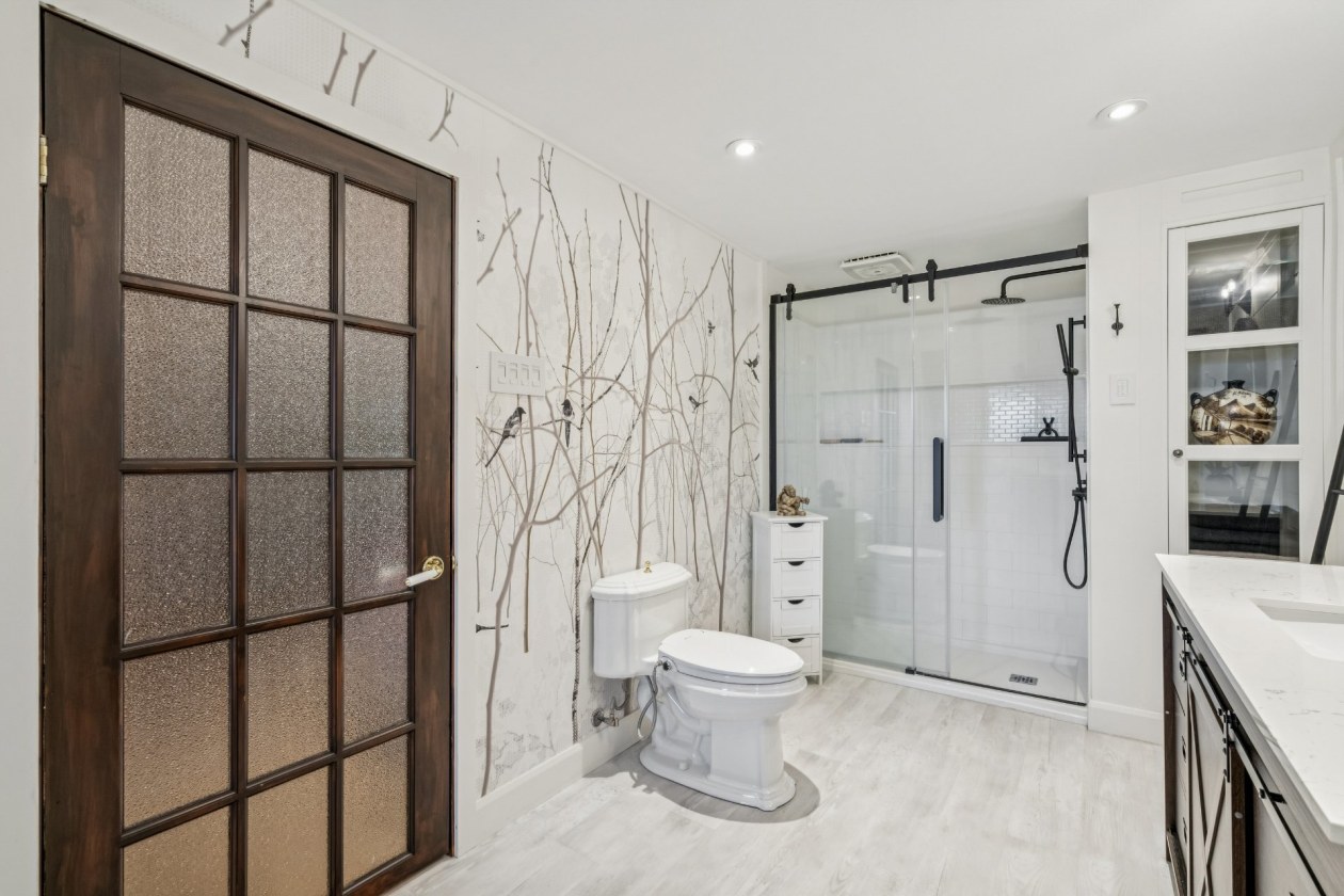 Salle de bains — 1245, Rue Sherbrooke, Montréal (Lachine), H8S1J3, Montréal (Lachine)
