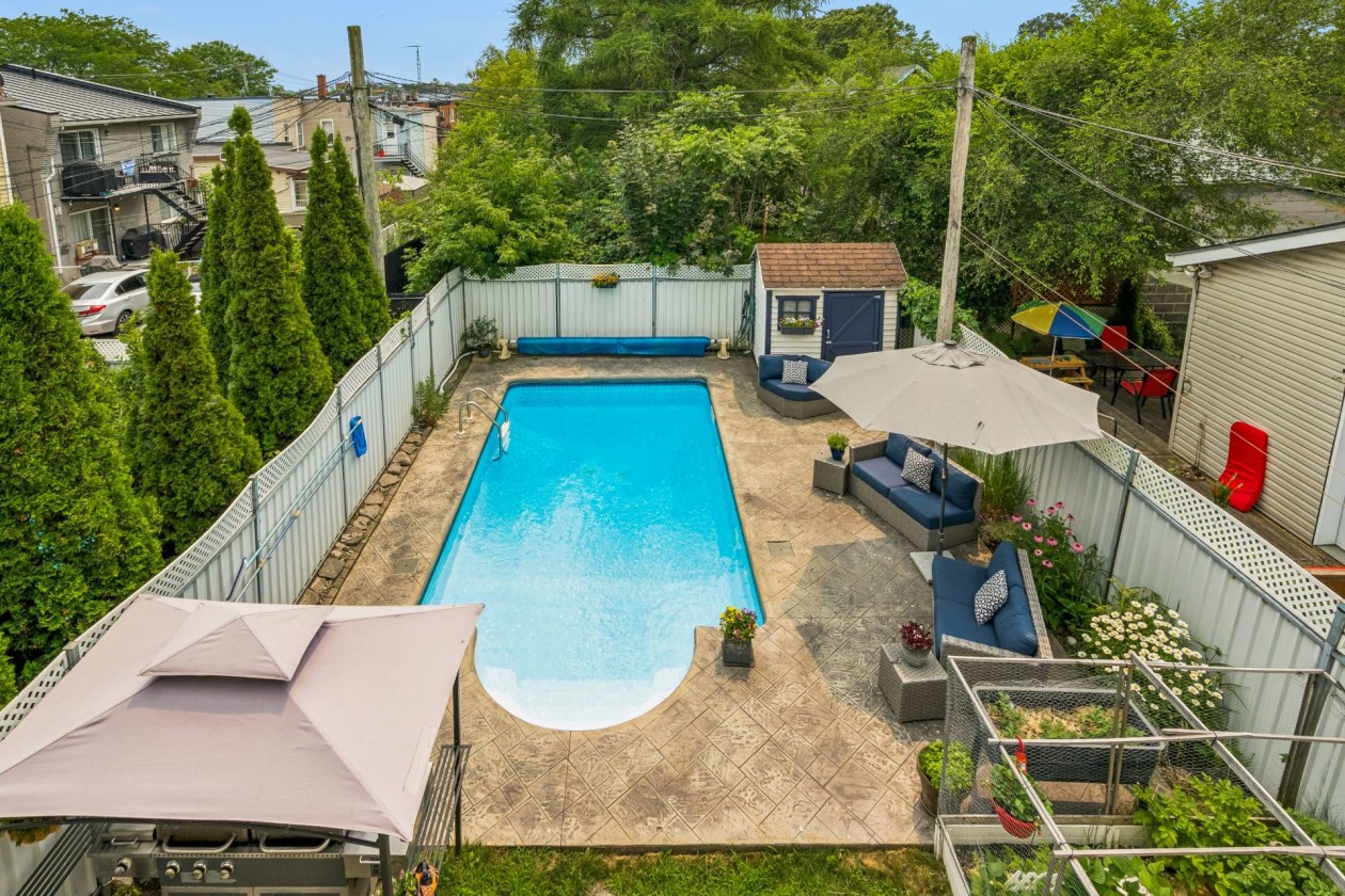 Cour — 1245, Rue Sherbrooke, Montréal (Lachine), H8S1J3, Montréal (Lachine)
