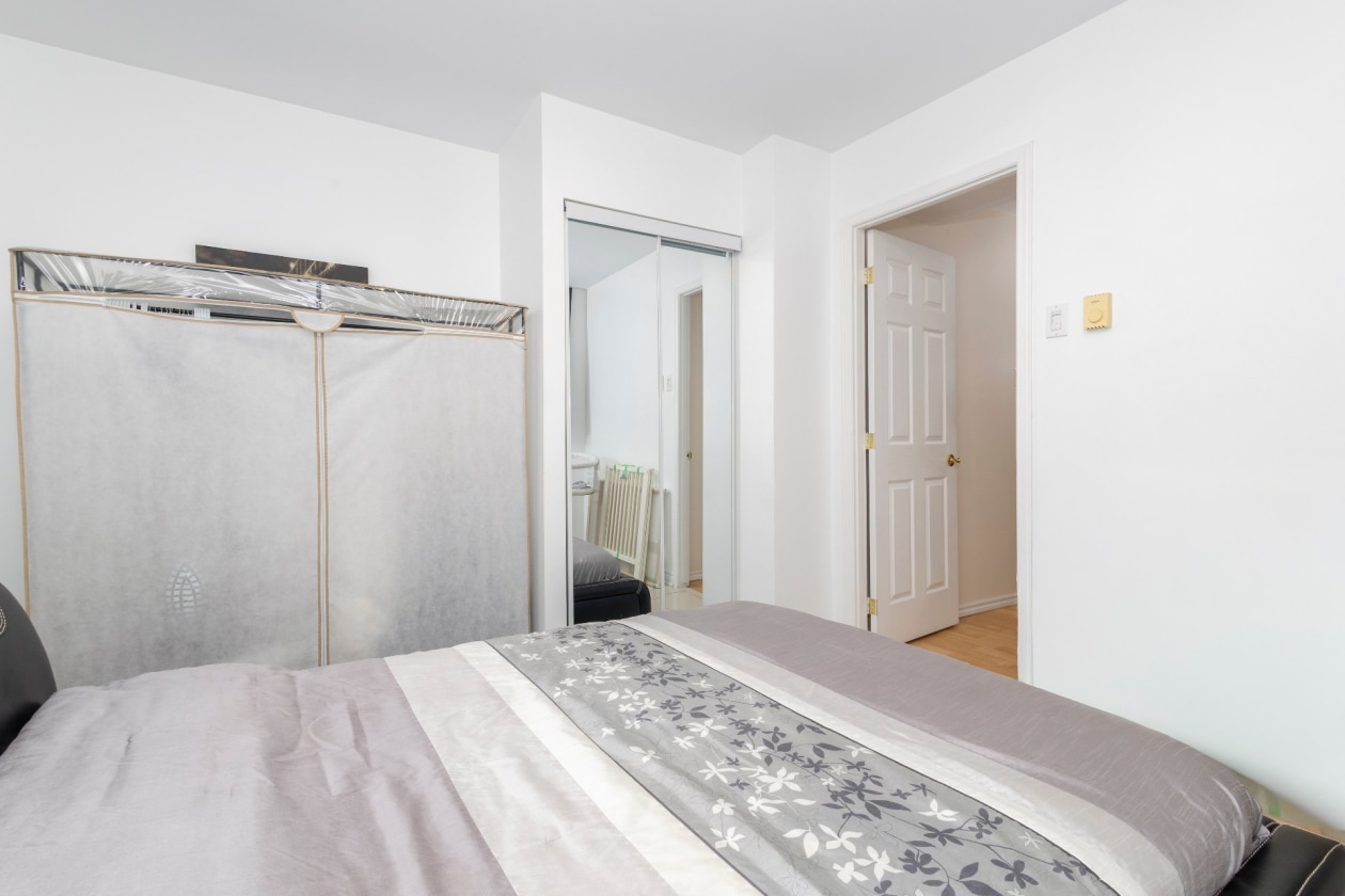 Chambre à coucher — 8635, Rue Orsay, Brossard, J4Y3G4, Brossard