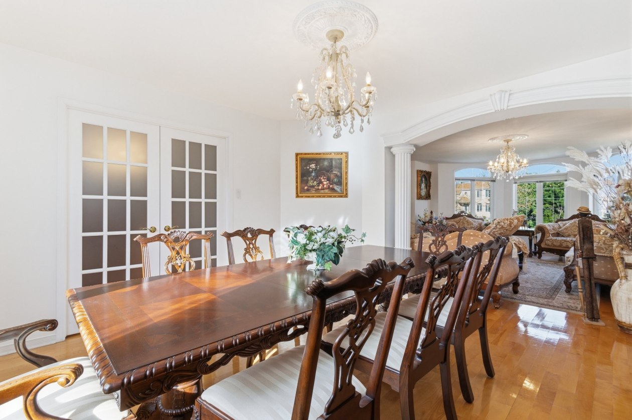 Salle à manger — 8635, Rue Orsay, Brossard, J4Y3G4, Brossard