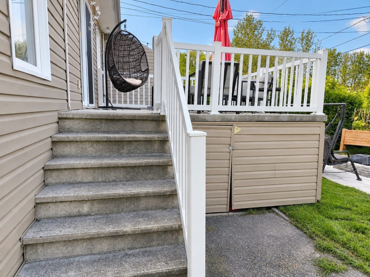 Terrasse — 248 Rue de la Riviera, Saguenay