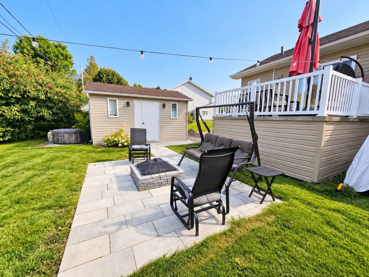 Extérieur — 248 Rue de la Riviera, Saguenay