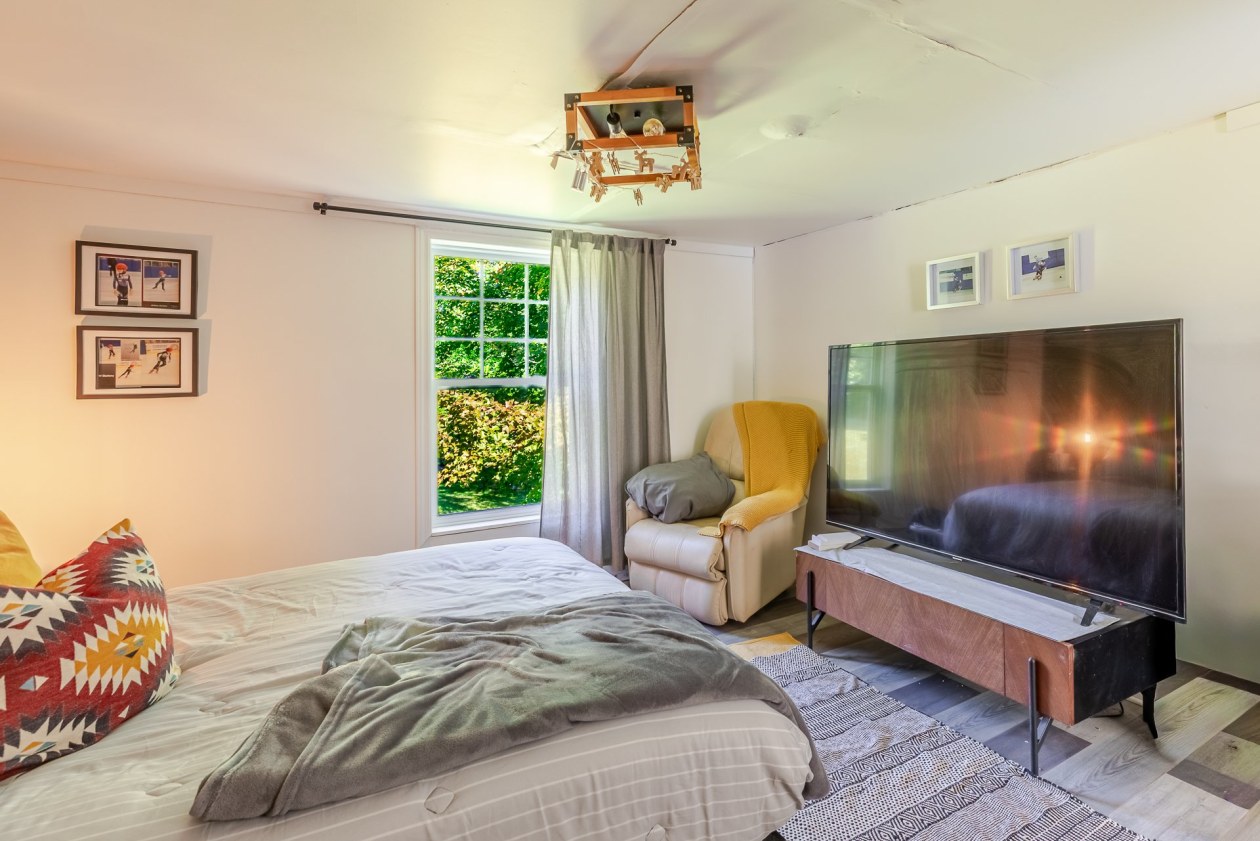 Chambre à coucher — 543 Av. Ste-Brigitte, Sainte-Brigitte-de-Laval