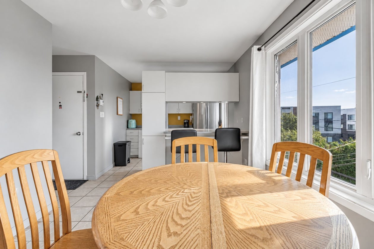 Salle à manger — 27 Rue du Sénégal, Québec