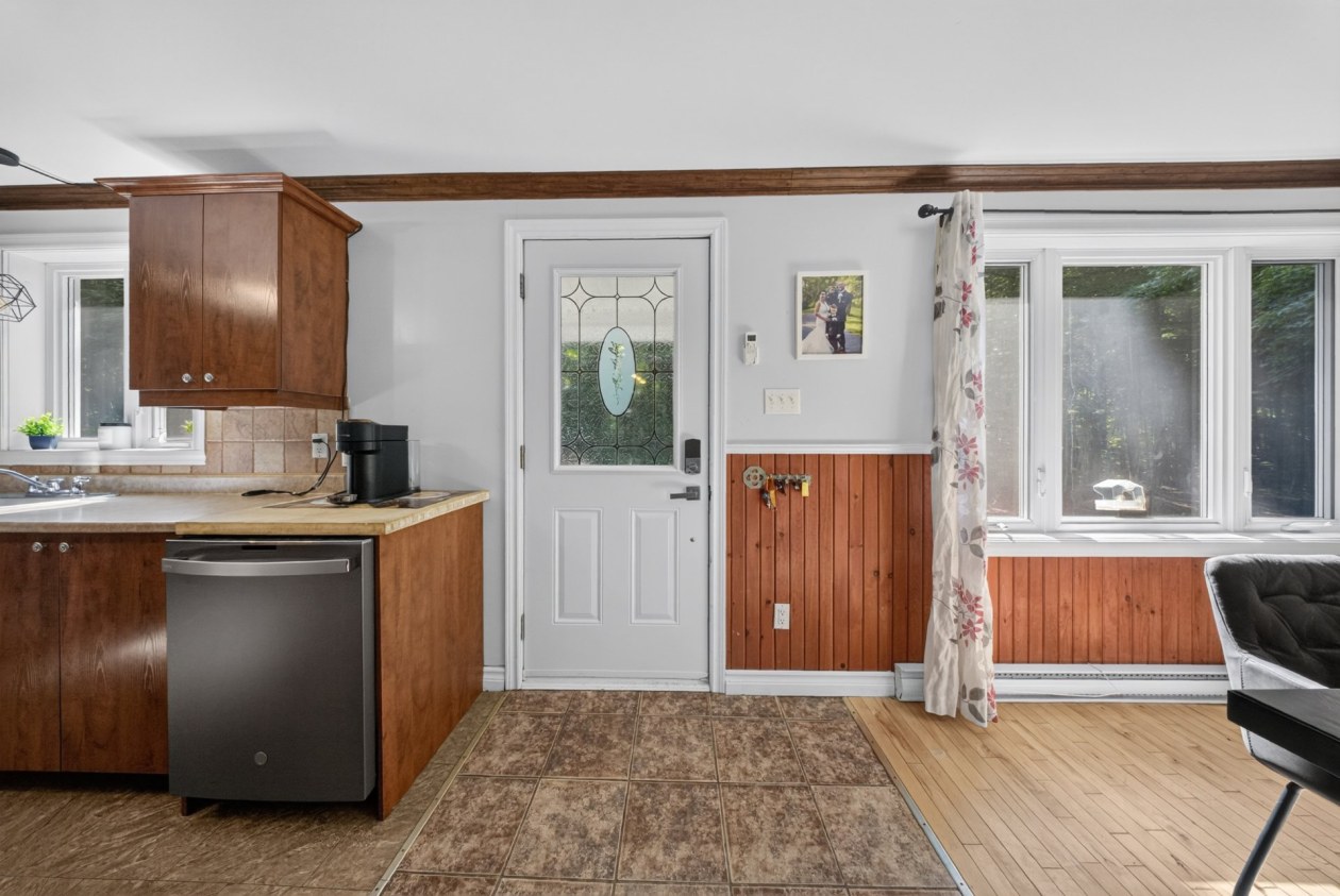 Hall d'entrée — 2321 4e Rang, Saint-Hugues