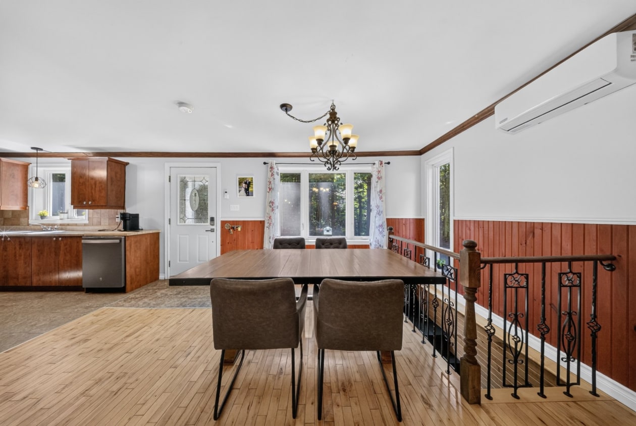 Salle à manger — 2321 4e Rang, Saint-Hugues