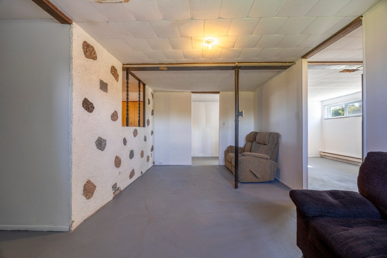 Sous-sol — 271 Rg Barthélemy, Saint-Léon-le-Grand
