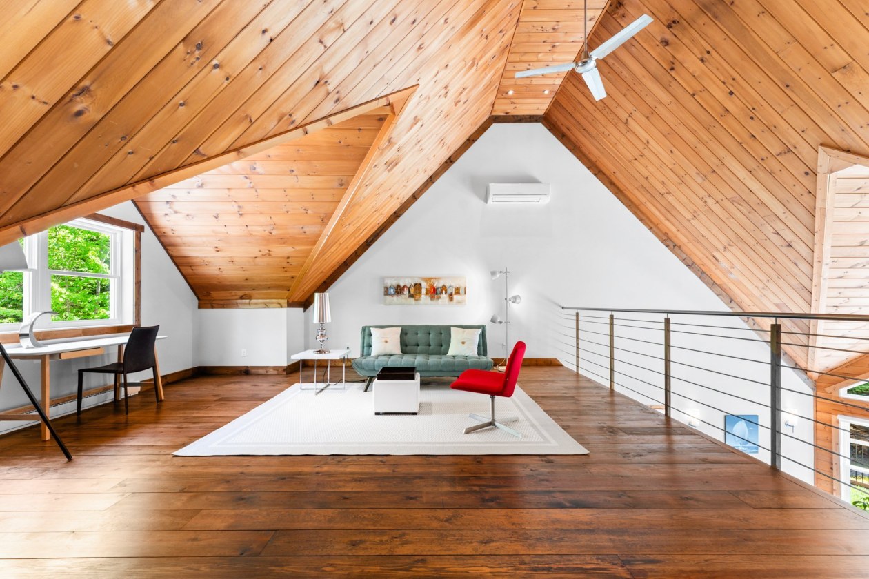 Mezzanine — 6850, Crois. du Sommet, Rawdon, J0K1S0, Rawdon