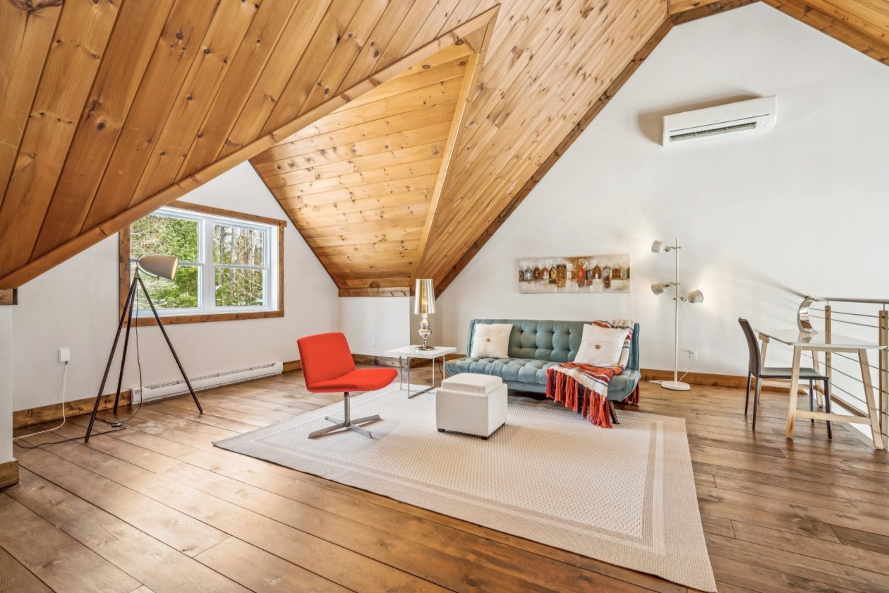 Mezzanine — 6850, Crois. du Sommet, Rawdon, J0K1S0, Rawdon