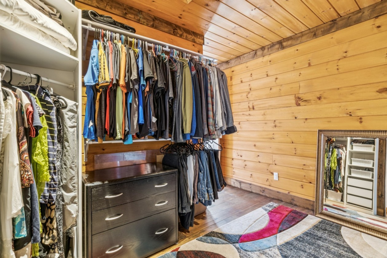 Penderie — 6850, Crois. du Sommet, Rawdon, J0K1S0, Rawdon