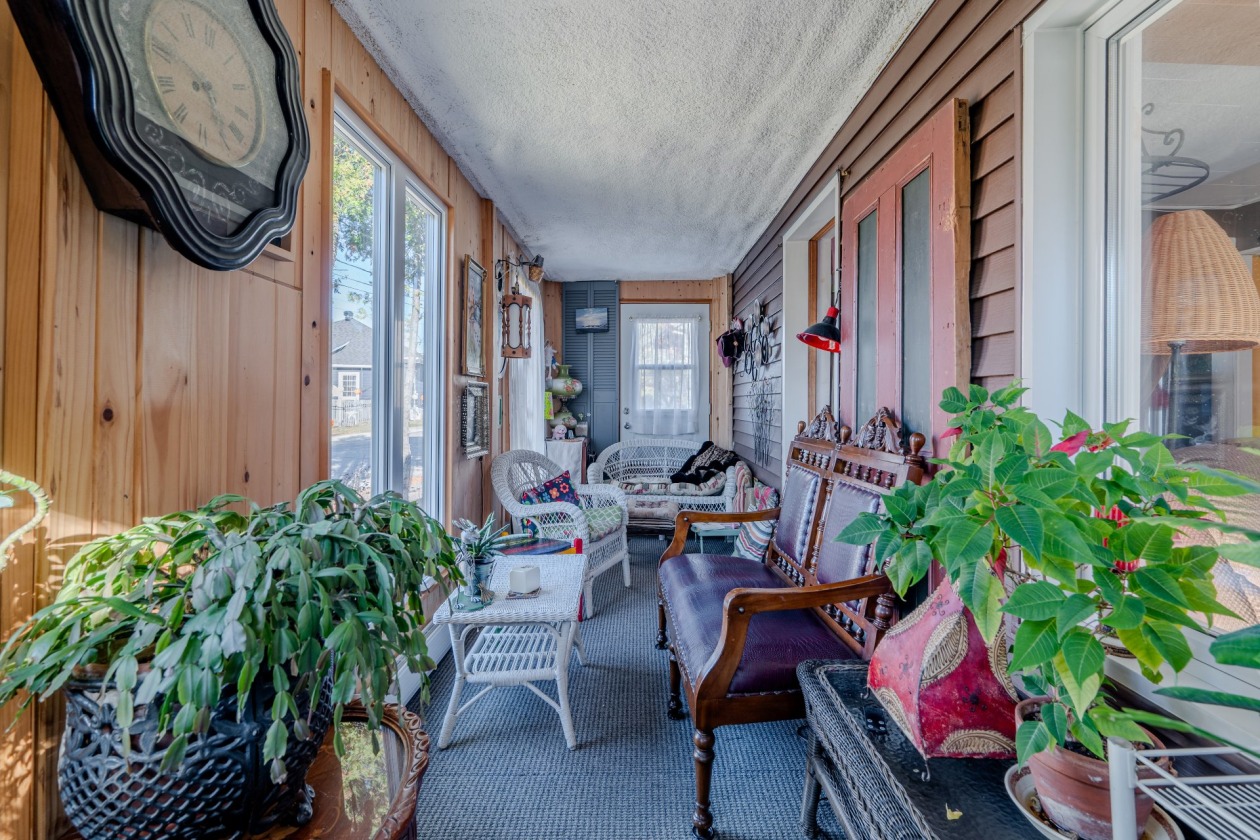 Verrière — 433 Rue Cartier, Rimouski