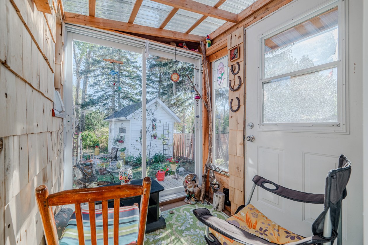 Verrière — 433 Rue Cartier, Rimouski