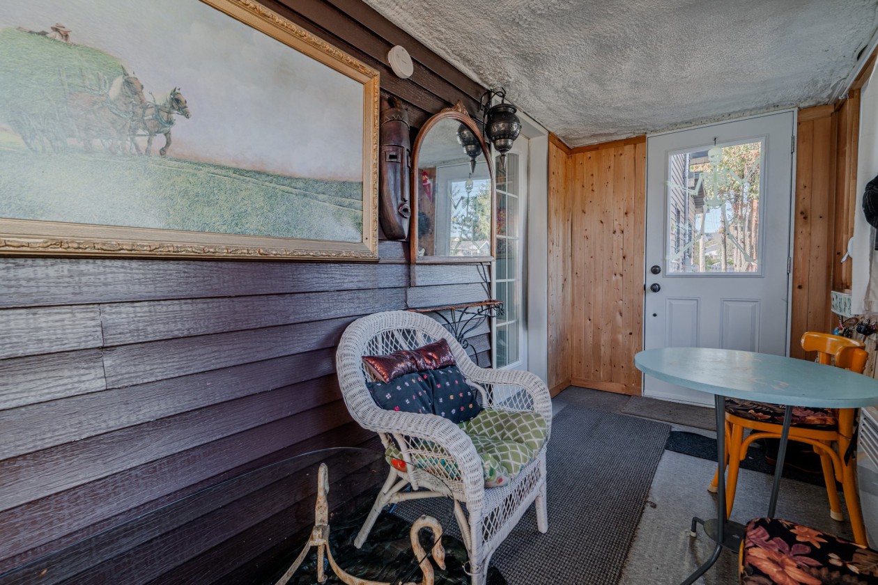 Verrière — 433 Rue Cartier, Rimouski