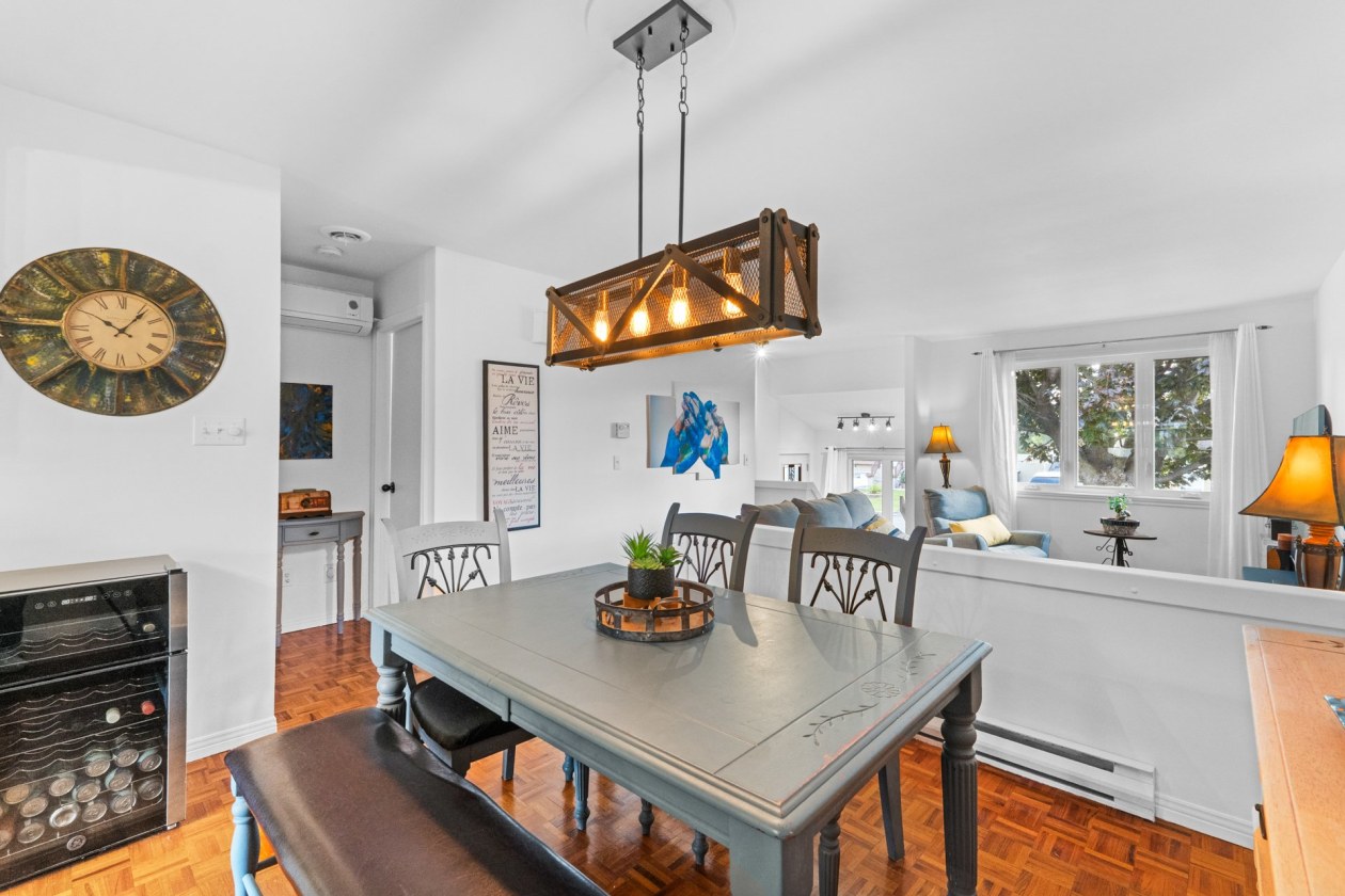 Salle à manger — 1120 Rue Mélisande, Laval