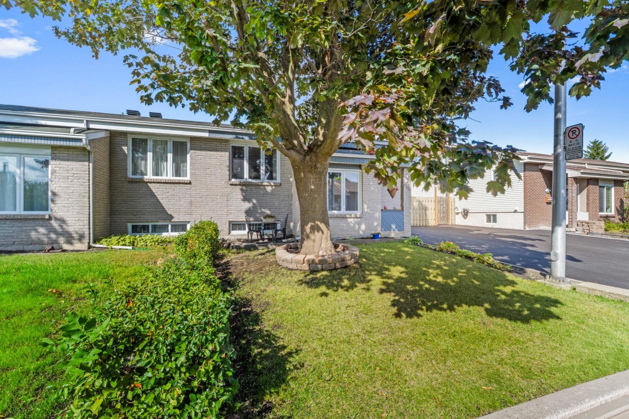 Façade — 1120 Rue Mélisande, Laval