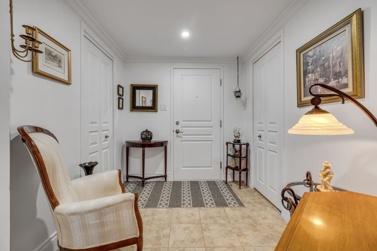 Hall d'entrée — 700, Boul. du Loiret, 503, Québec (Charlesbourg ), G2L0A8, Québec (Charlesbourg )
