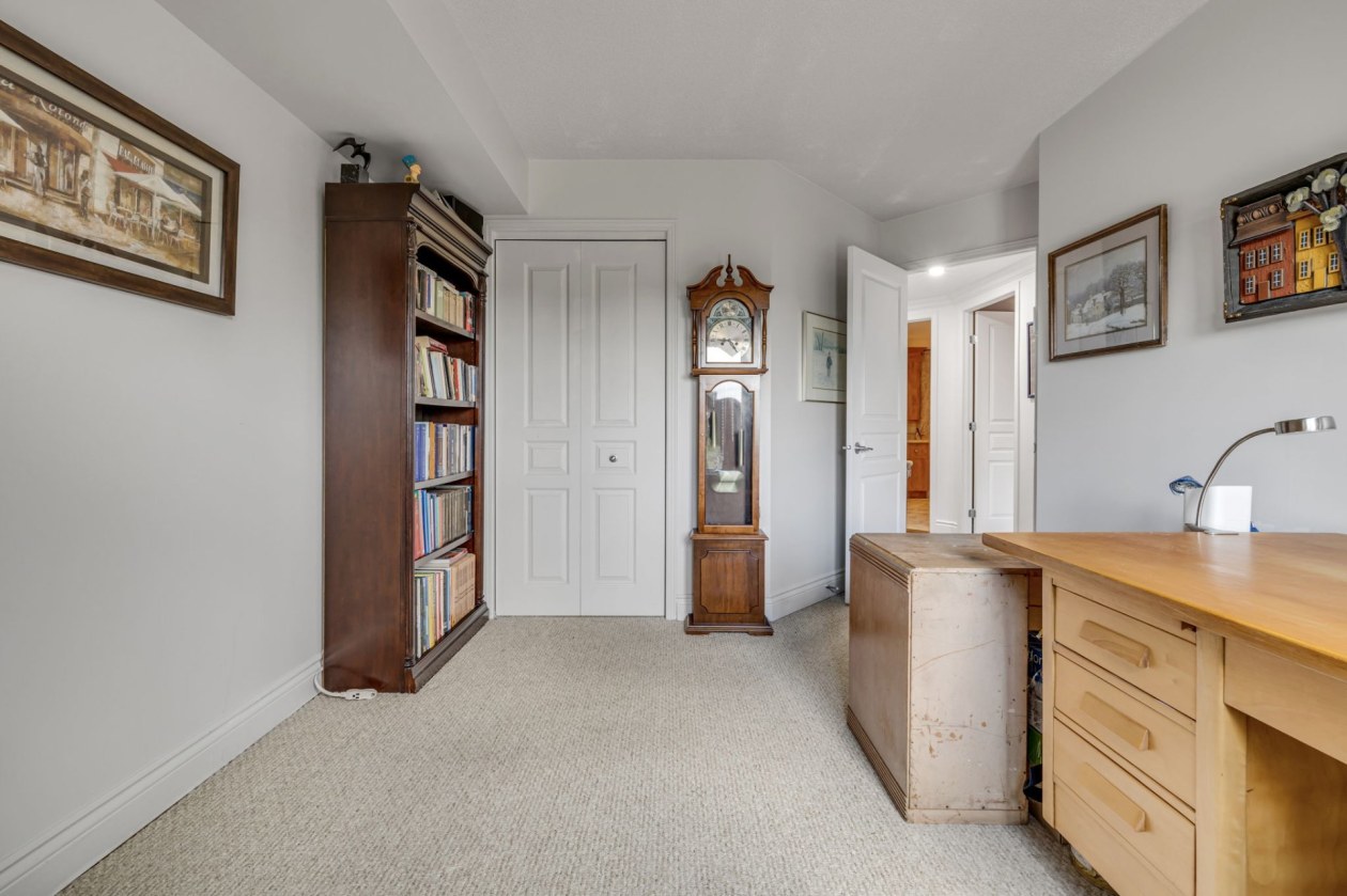 Chambre à coucher — 700, Boul. du Loiret, 503, Québec (Charlesbourg ), G2L0A8, Québec (Charlesbourg )