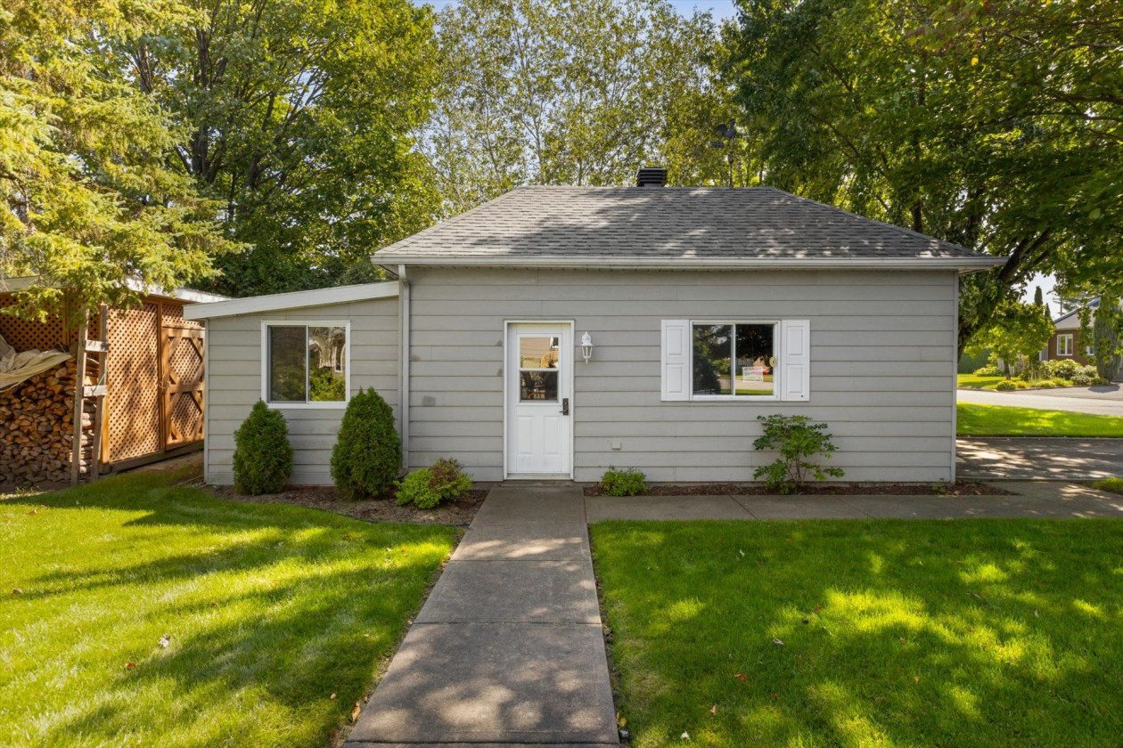 Garage — 800, Rue Deveau, Trois-Rivières, G8V1L1, Trois-Rivières