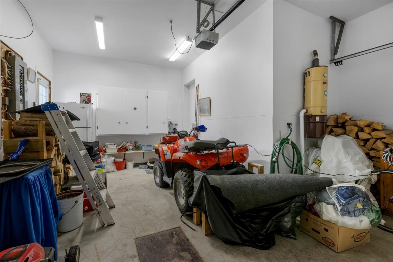 Garage — 800, Rue Deveau, Trois-Rivières, G8V1L1, Trois-Rivières
