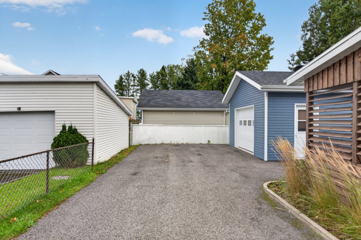 Garage — 640, Rue Principale, Saint-Léonard-de-Portneuf, G0A4A0, Saint-Léonard-de-Portneuf