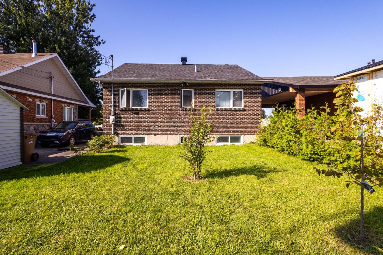 Cour — 339 Rue Jeanne-Mance, Salaberry-de-Valleyfield