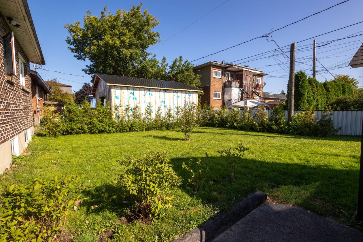 Cour — 339 Rue Jeanne-Mance, Salaberry-de-Valleyfield