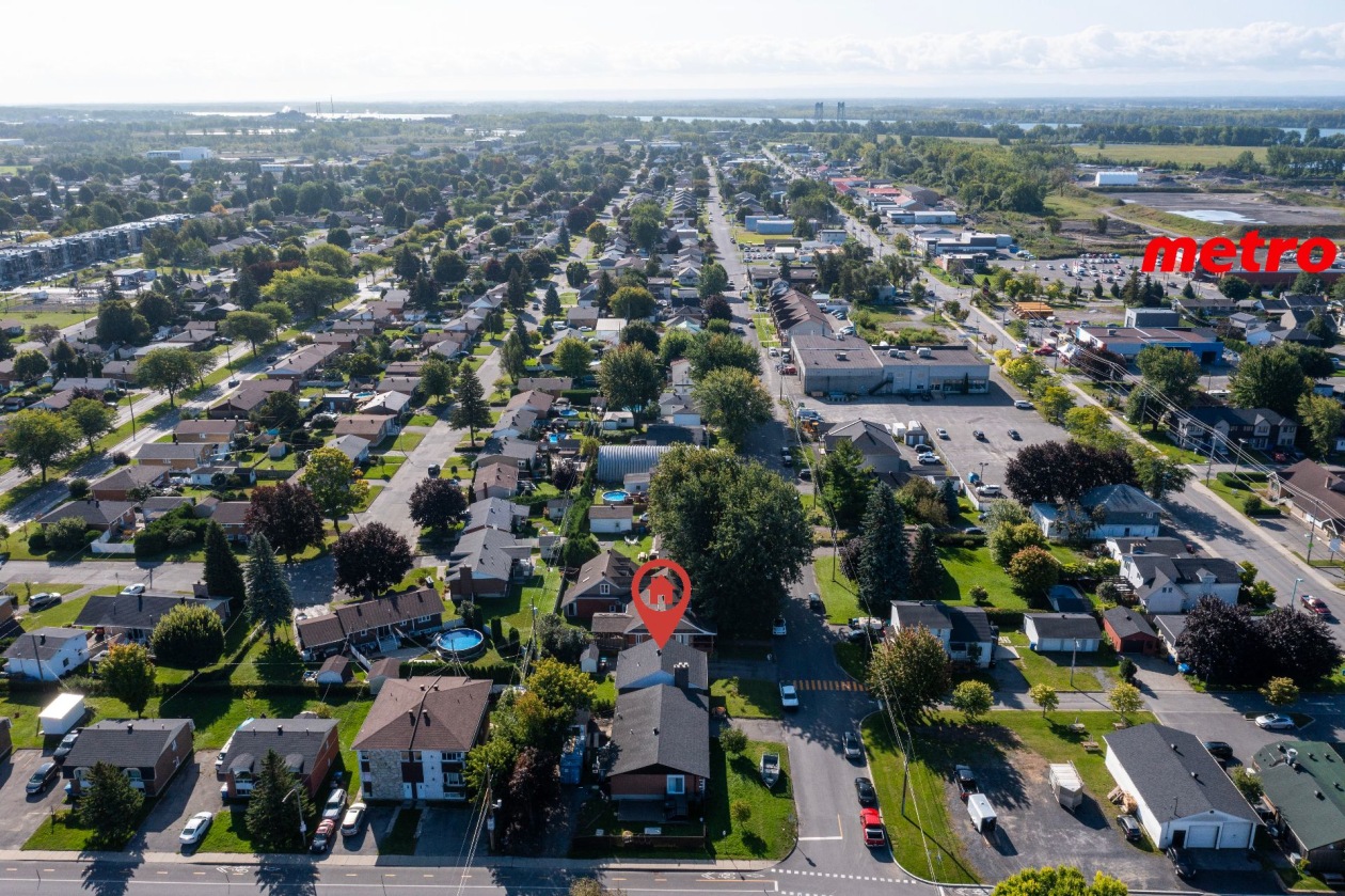 Photo aérienne — 339 Rue Jeanne-Mance, Salaberry-de-Valleyfield