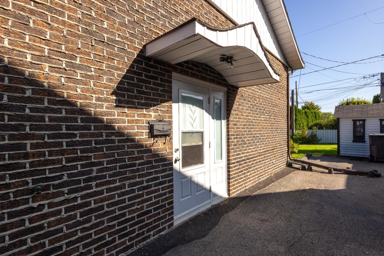Cour — 339 Rue Jeanne-Mance, Salaberry-de-Valleyfield