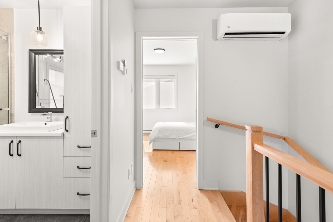 Corridor — 156, Rue Ste-Anne, Saint-Jacques, J0K2R0, Saint-Jacques
