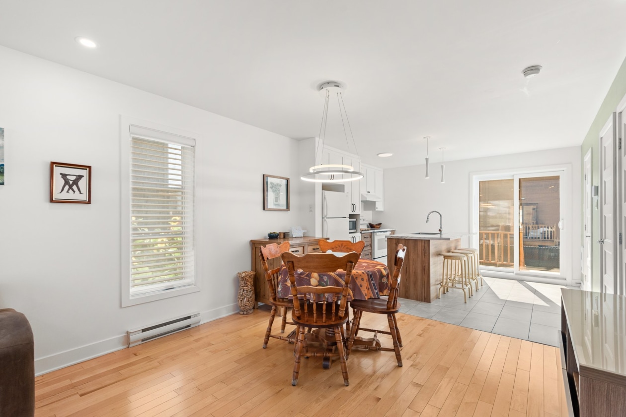 Salle à manger — 156, Rue Ste-Anne, Saint-Jacques, J0K2R0, Saint-Jacques
