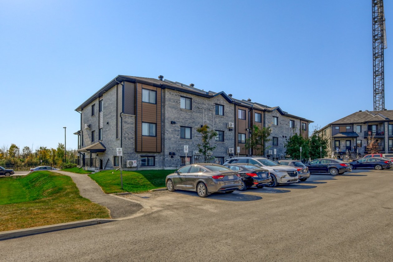 Face arrière — 10 Rue Seto, Gatineau