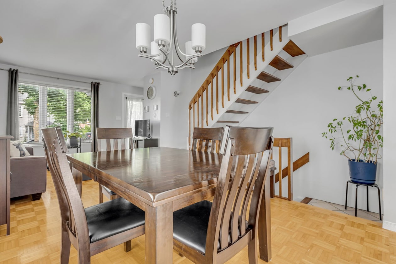 Salle à manger — 2290Z, Rue du Neptune, Québec (Les Rivières), G2E6J2, Québec (Les Rivières)