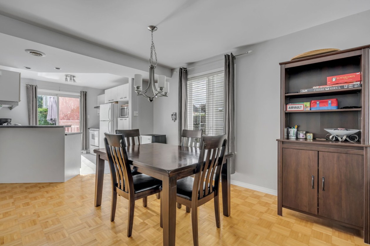 Salle à manger — 2290Z, Rue du Neptune, Québec (Les Rivières), G2E6J2, Québec (Les Rivières)