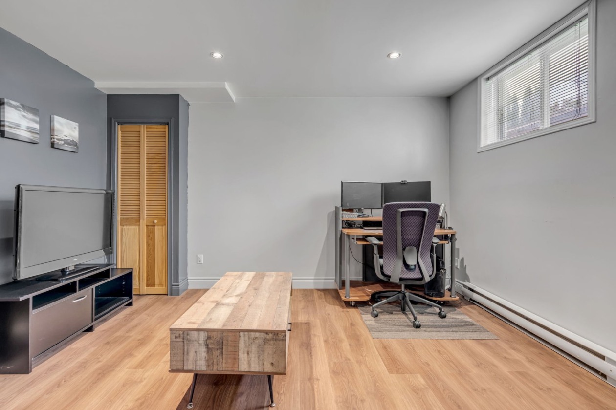 Salle familiale — 2290Z, Rue du Neptune, Québec (Les Rivières), G2E6J2, Québec (Les Rivières)