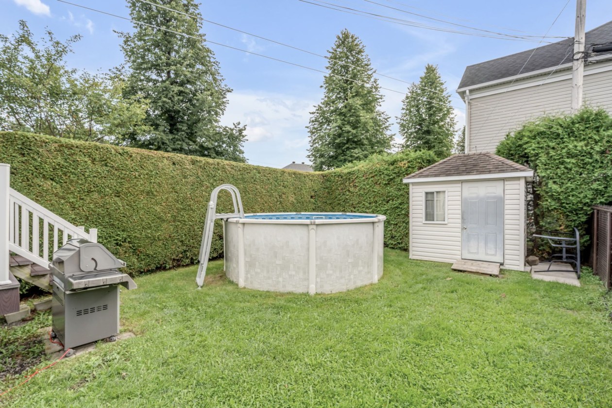 Cour — 2290Z, Rue du Neptune, Québec (Les Rivières), G2E6J2, Québec (Les Rivières)