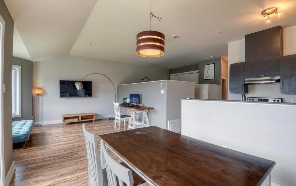 Salle à manger — 2605, Av. de la Gare, 305, Mascouche, J7K0N7, Mascouche