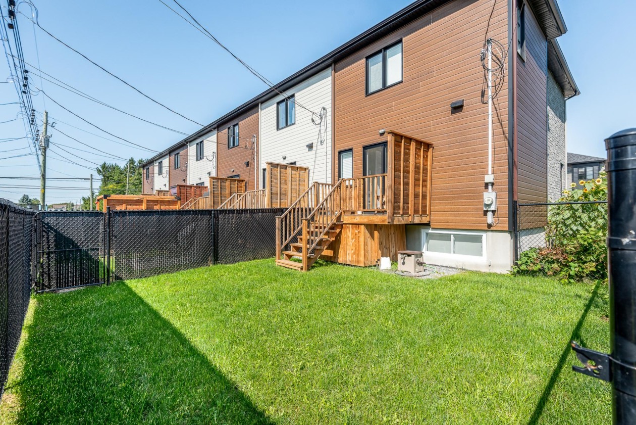 Cour — 156, Rue Ste-Anne, Saint-Jacques, J0K2R0, Saint-Jacques