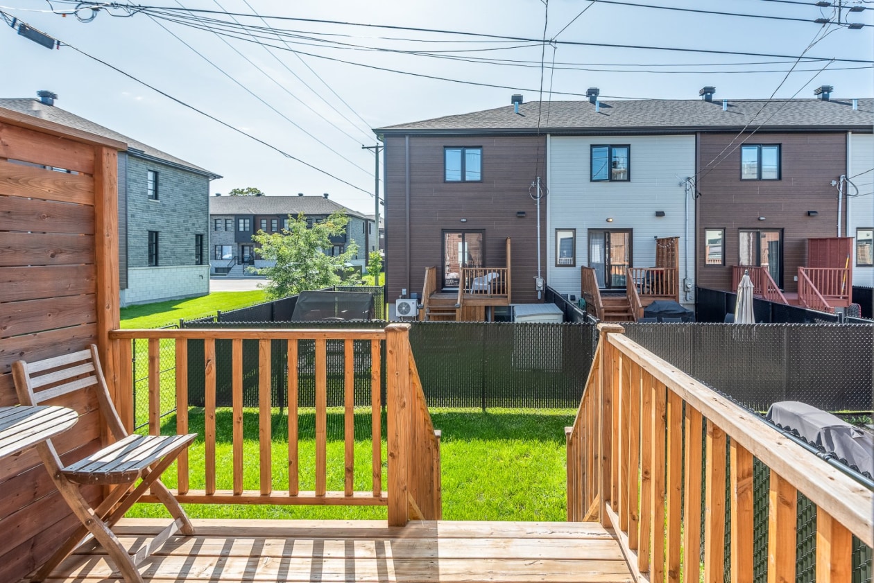 Terrasse — 156, Rue Ste-Anne, Saint-Jacques, J0K2R0, Saint-Jacques