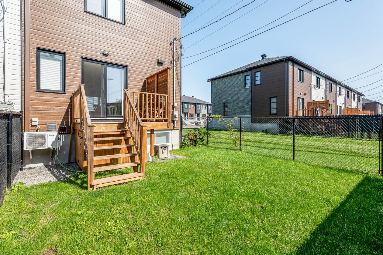 Cour — 156, Rue Ste-Anne, Saint-Jacques, J0K2R0, Saint-Jacques
