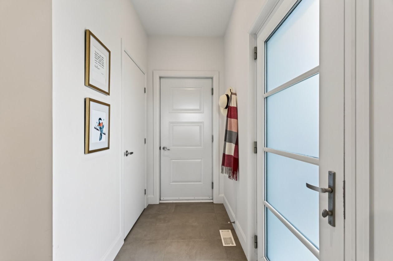 Hall d'entrée — 224 Rue des Berges, Neuville