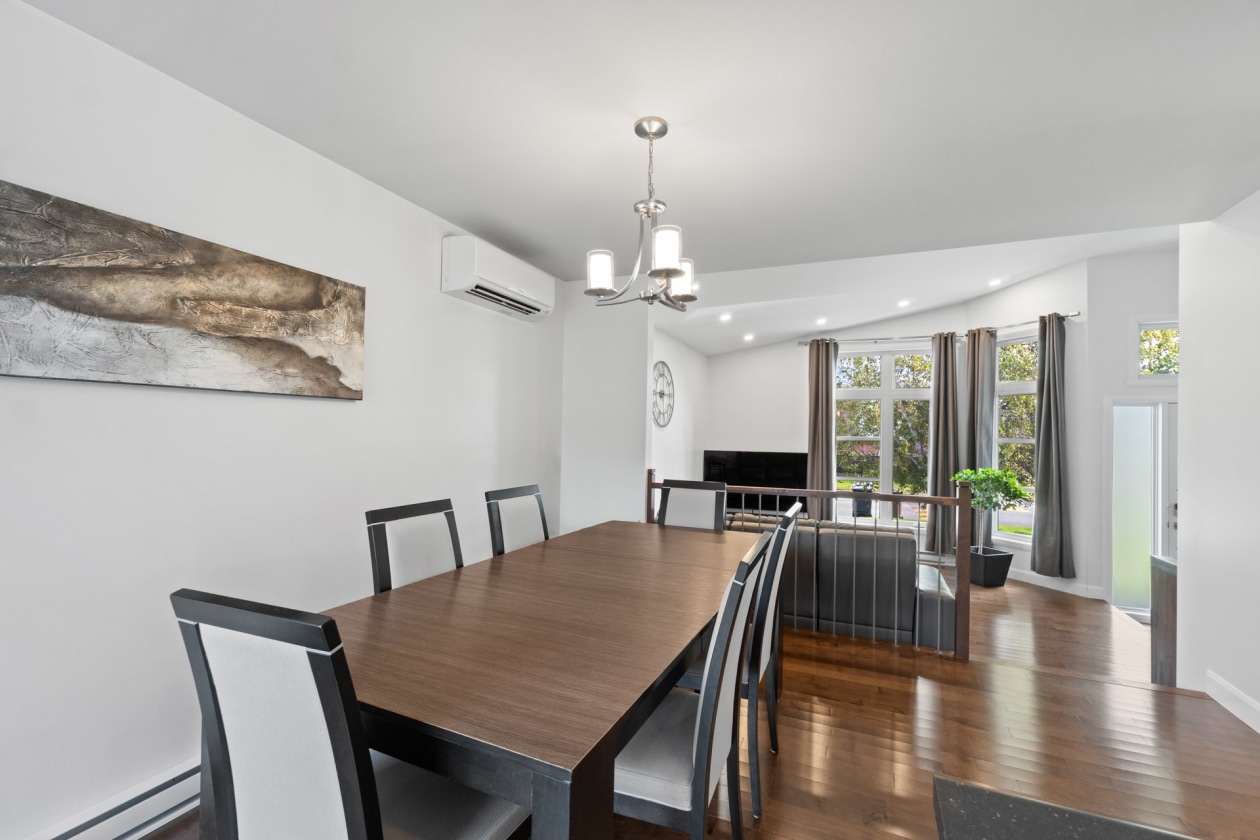 Salle à manger — 3417, Rue Boisclair, Boisbriand, J7H1M3, Boisbriand